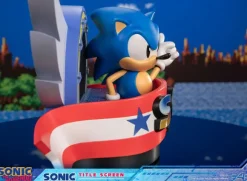 Sonic the Hedgehog / Sonic Title Screen Statue