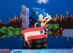 Sonic the Hedgehog / Sonic Title Screen Statue