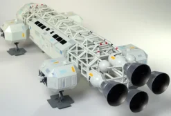 1/48 Space:1999 Eagle Transporter (Semi-finished Painted Kit)