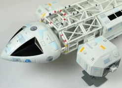 1/48 Space:1999 Eagle Transporter (Semi-finished Painted Kit)