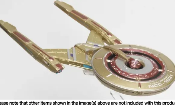Star Trek TITANS: Discovery: 4.5" U.S.S. Discovery NCC-1031