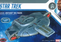 1/1000 Star Trek U.S.S. Defiant Unpainted Plastic Model Kit