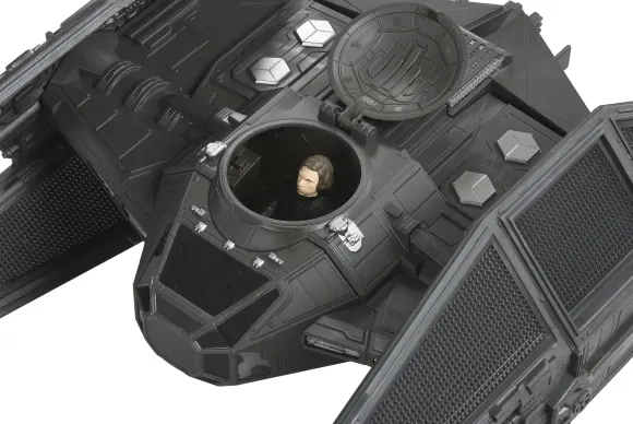 Star Wars: Large Vehicle Kylo Ren TIE Silencer