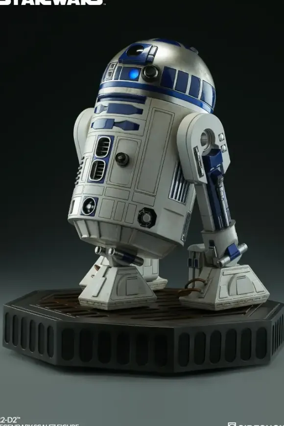 1/2 Star Wars Statue: Legendary Scale Figure R2-D2