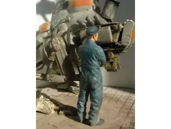 1/20 Strahl Maintenance Soldier Figure