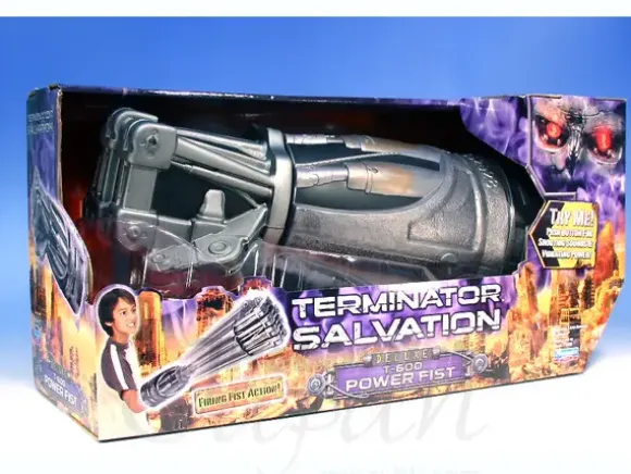 1/1 Terminator Salvation Deluxe T-600 Power Fist
