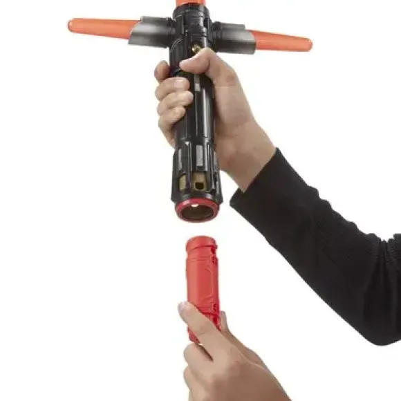 The Force Awakens Electronic Lightsaber Kylo Ren