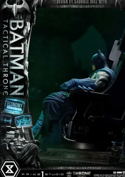 1/4 Throne Legacy Batman (Comics): Tactical Throne Design by Gabriele Dell'Otto Economy Edition