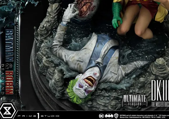 1/4 Ultimate Premium Masterline Batman: The Dark Knight III Master Race Batman & Robin Dead End Ultimate Edition