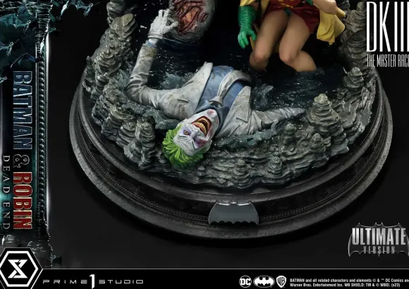 1/4 Ultimate Premium Masterline Batman: The Dark Knight III Master Race Batman & Robin Dead End Ultimate Edition