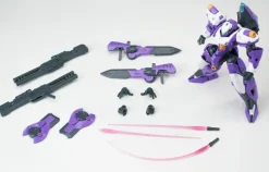1/144 Ultra Action Trooper: Franz-Alpha Plastic Model Kit (Purple x White)