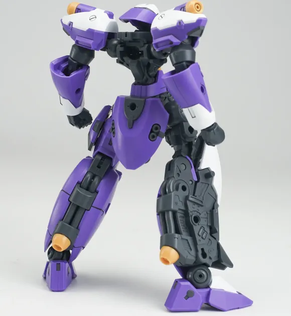 1/144 Ultra Action Trooper: Franz-Alpha Plastic Model Kit (Purple x White)