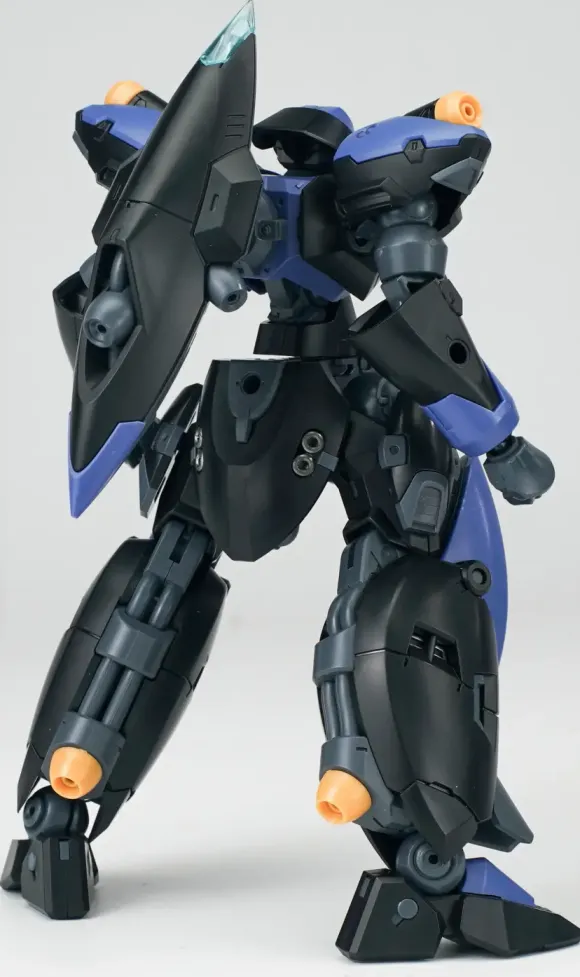1/144 Ultra Action Trooper: Franz-Alpha Plastic Model Kit (Black x Blue)