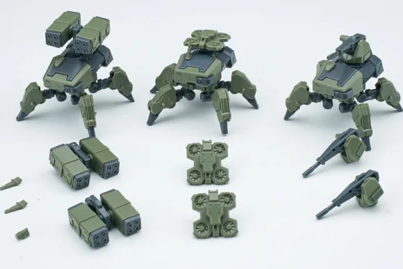 1/144 Ultra Action Trooper Series Lycosidae Squad Plastic Model Kit (Green) (set of 3)