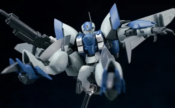 1/144 Ultra Action Trooper Series OCR-122 YUNQUE Plastic Model Kit Blue & Gray Color Ver.