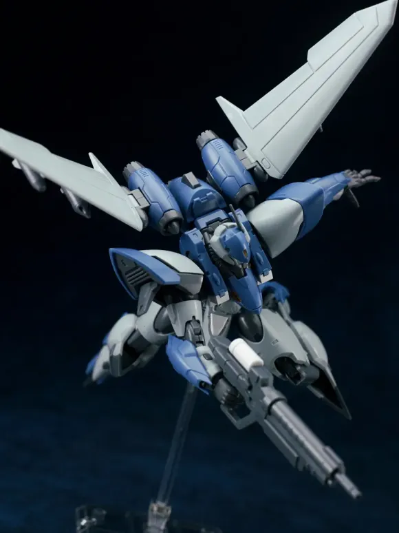 1/144 Ultra Action Trooper Series OCR-122 YUNQUE Plastic Model Kit Blue & Gray Color Ver.