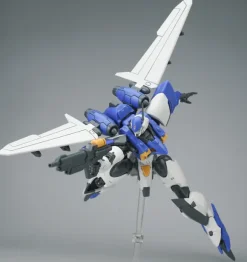 1/144 Ultra Action Trooper: Yun-Que Plastic Model Kit Blue x White Ver.
