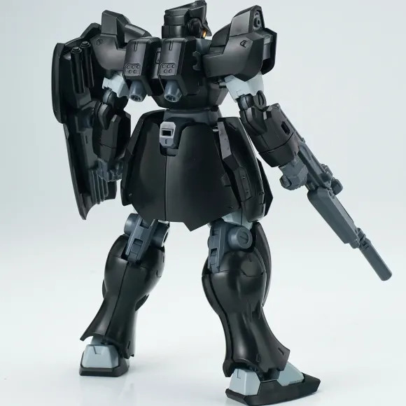 1/144 Ultra Action Trooper Zabul Plastic Model Kit (Black)