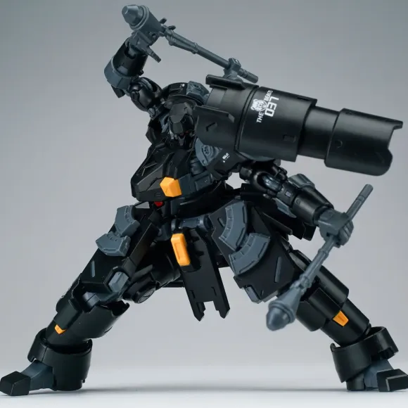 1/144 Ultra Action Trooper Zarov M1 Plastic Model Kit (Metallic Black)
