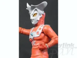 Ultra New Generation Hero Side: Ultraman Leo PVC