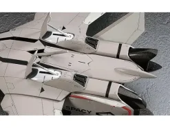 1/72 VF-11B Thunderbolt Macross Plus