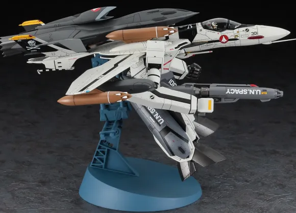 1/72 VF-0S Gerwalk w/Ghost Macross Zero
