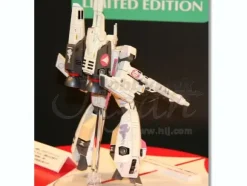 1/72 VF-1S Strike Battroid Valkyrie Minmay Guard