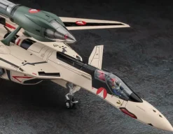 1/72 YF-19 w/Fast Pack & Fold Booster